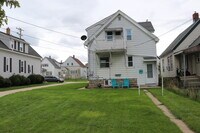 1316 Michigan Ave, Unit B - Upper in South Milwaukee, WI - Foto de edificio - Building Photo