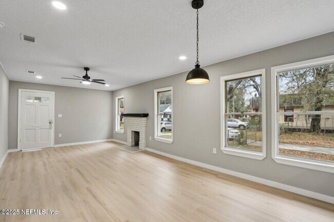 2959 Fitzgerald St in Jacksonville, FL - Building Photo - Building Photo