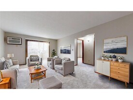 924 21st Ave S in Minneapolis, MN - Building Photo