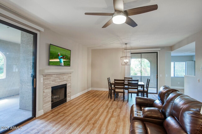 15252 N 100th St in Scottsdale, AZ - Building Photo - Building Photo