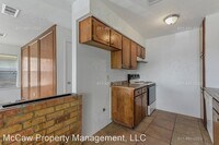 1327 Parkway Ct photo'