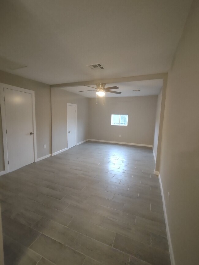 property at 15606 N Verde St