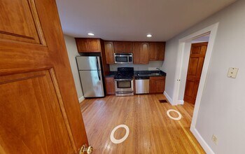 428 Franklin St, Unit 1A in Cambridge, MA - Building Photo - Building Photo