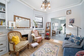 253 8th St in Jersey City, NJ - Foto de edificio - Building Photo