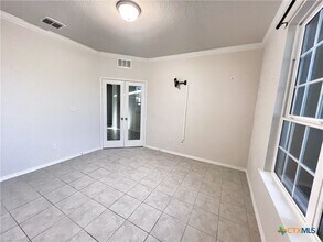 2261 Kiskadee Dr in New Braunfels, TX - Foto de edificio - Building Photo