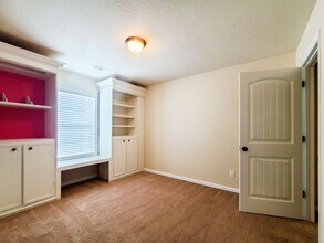 242 Haley Dr in North Augusta, SC - Building Photo - Building Photo