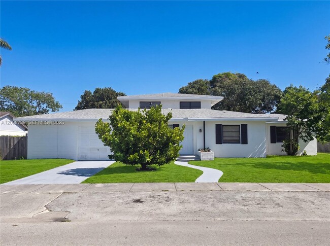 property at 2511 Plunkett St