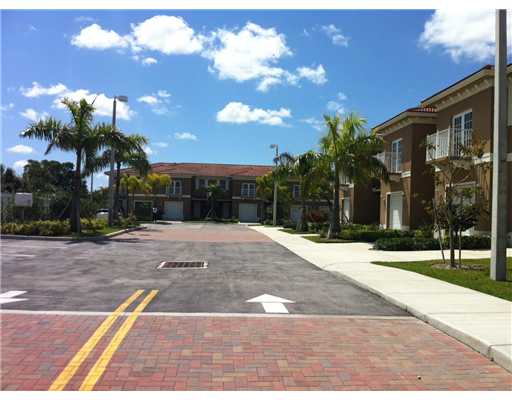 Boca Place in Boca Raton, FL - Foto de edificio