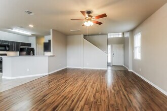 18706 Walden Glen Cir in Humble, TX - Building Photo - Building Photo