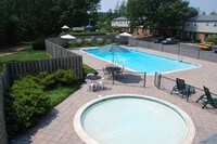 Highland Woods Apartments