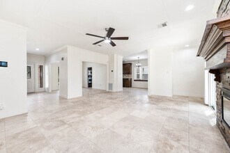18909 Walden Forest Dr in Atascocita, TX - Building Photo - Building Photo