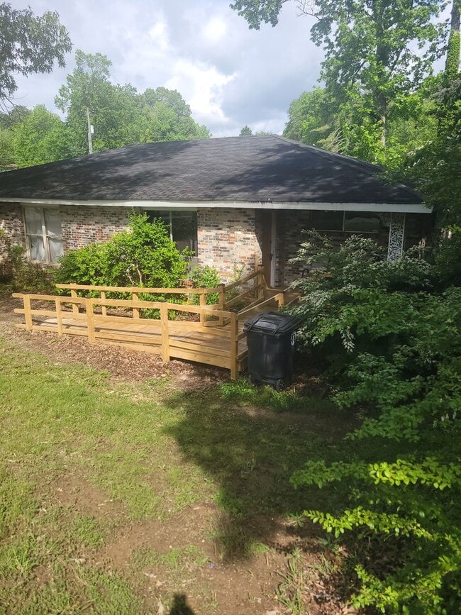 property at 1231 John Ross Rd