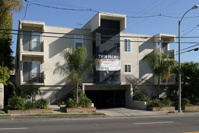 Twin Palms Apartments