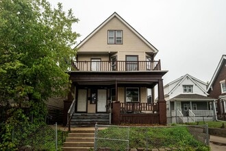 3345 N Richards St in Milwaukee, WI - Building Photo - Building Photo