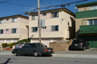 414 Commercial Ave in South San Francisco, CA - Building Photo - Building Photo