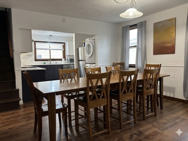 property at 14 Chapel St