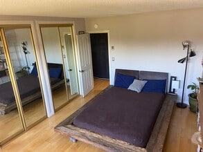 6601 Springpark Ave, Unit 16 in Los Angeles, CA - Foto de edificio - Building Photo