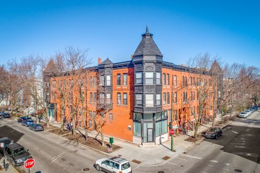 2602 N Racine Ave, Unit 2 in Chicago, IL - Building Photo