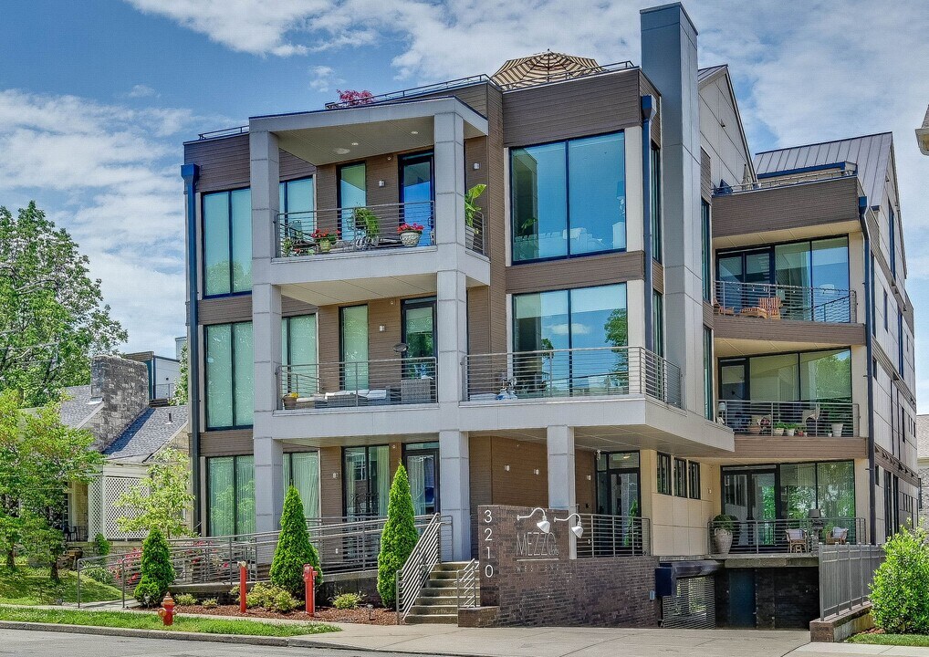 3210 Long Blvd in Nashville, TN - Building Photo