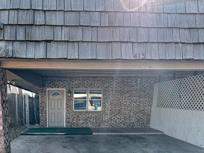 property at 413 W Kiowa Ave