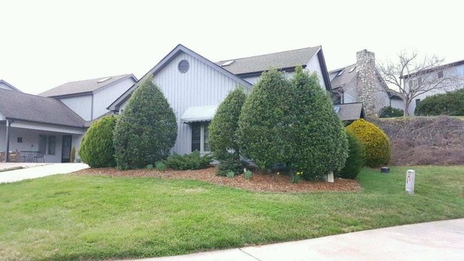 207 Kyfields in Weaverville, NC - Building Photo - Building Photo