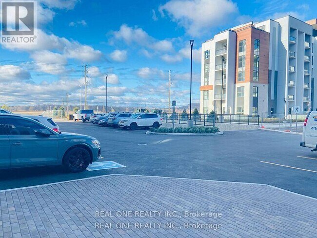 480 Gordon Krantz Ave in Milton, ON - Building Photo - Building Photo