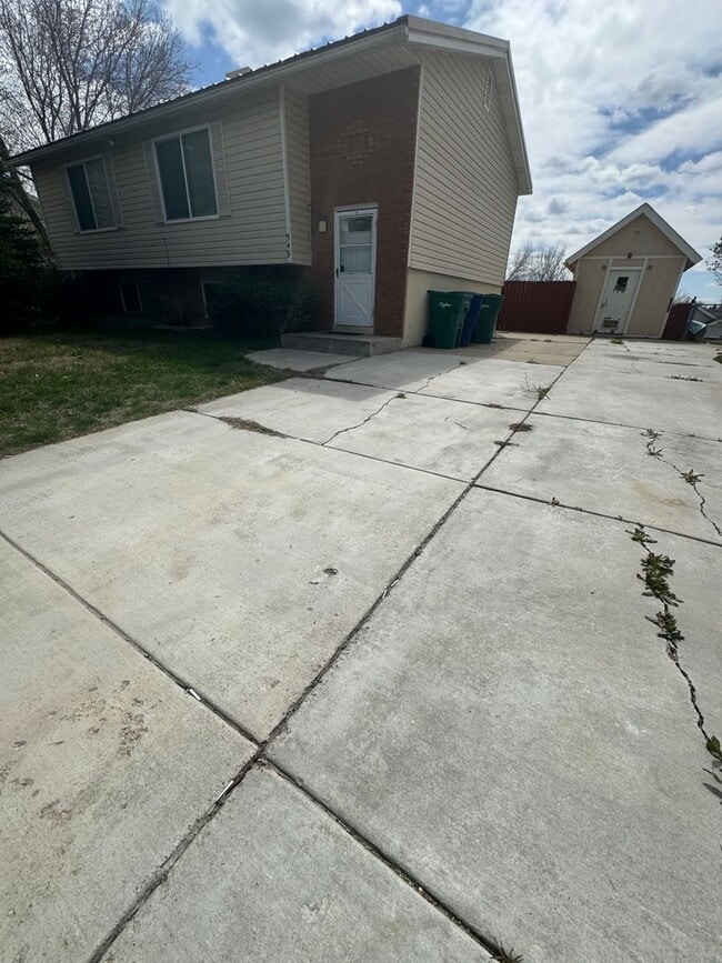 property at 549 E 575 N