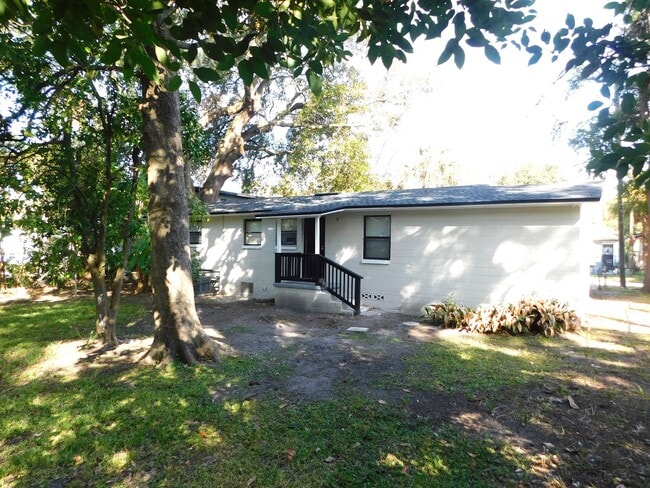 1348 Steele St in Jacksonville, FL - Building Photo - Building Photo