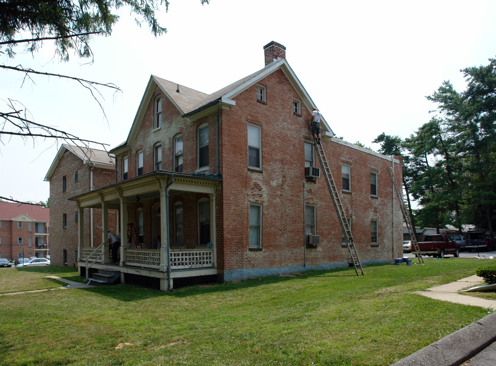 600 W Patrick St in Frederick, MD - Building Photo