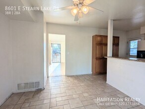 8601 E Stearn Lake Dr in Tucson, AZ - Building Photo - Building Photo