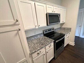 934 Governors Ct in Nashville, TN - Building Photo - Building Photo