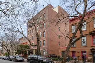 219 17th St in Brooklyn, NY - Building Photo - Primary Photo