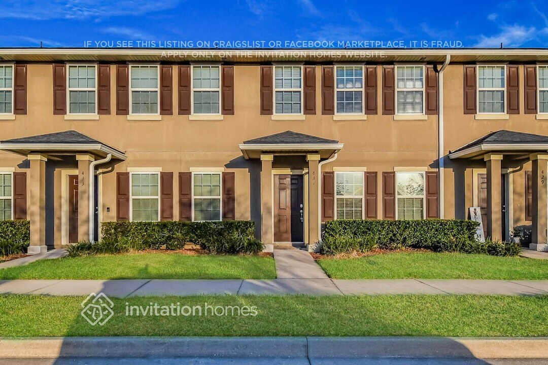 431 Oasis Ln in Orange Park, FL - Building Photo