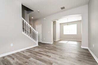 906 Windton Oak Dr in Ruskin, FL - Building Photo - Building Photo