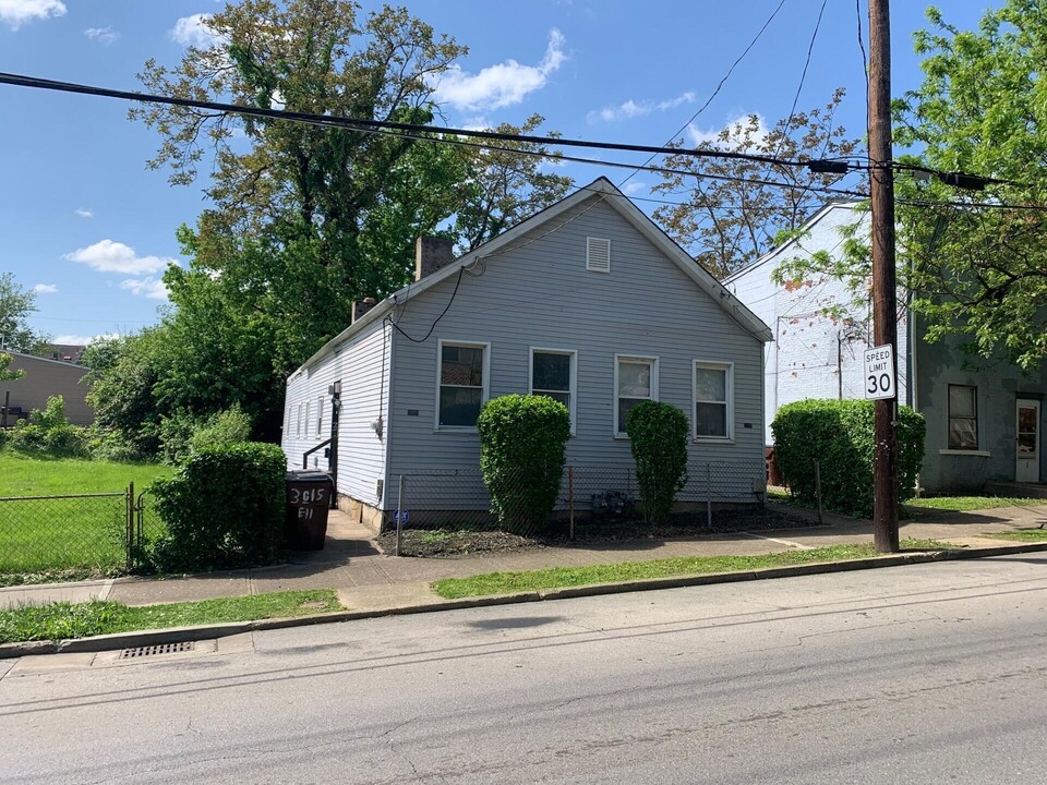 313 E 11th St in Covington, KY - Building Photo