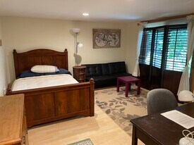242 Chippewa Trl, Unit Medford Lakes Apartment in Medford, NJ - Building Photo
