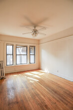 841 W Dakin St, Unit #2 in Chicago, IL - Building Photo - Building Photo