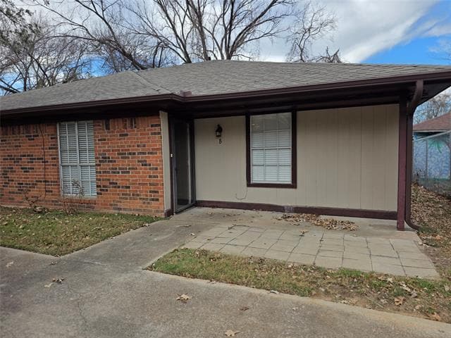 property at 1012 Lynn St