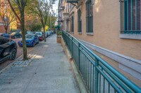 Morningside Court Condos in New York, NY - Foto de edificio - Building Photo