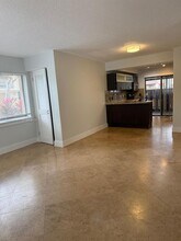 118 Wimbledon Lakes Dr in Plantation, FL - Building Photo - Building Photo