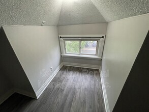 339 Marks St N in Thunder Bay, ON - Building Photo - Building Photo