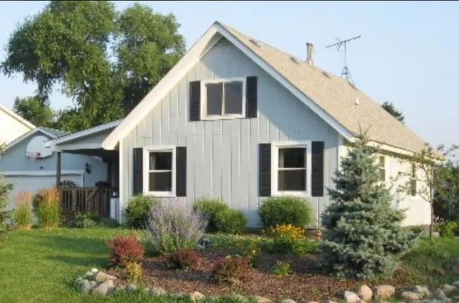 property at 195 Tollview Terrace