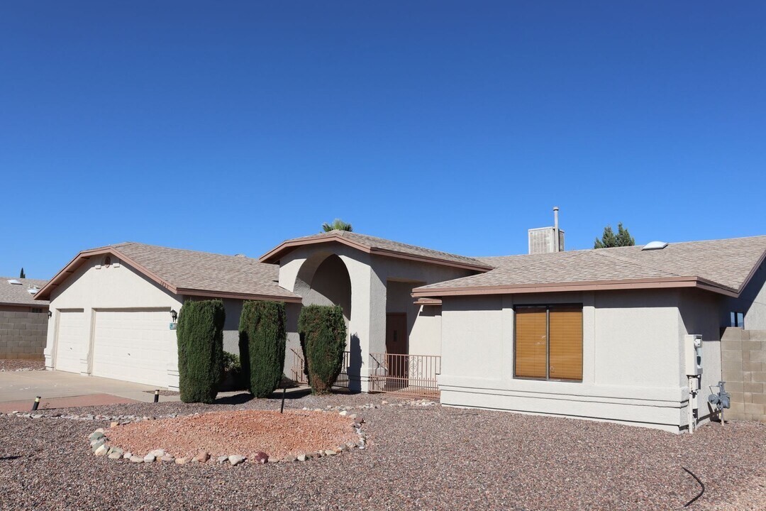 1839 Cam Montana in Sierra Vista, AZ - Building Photo