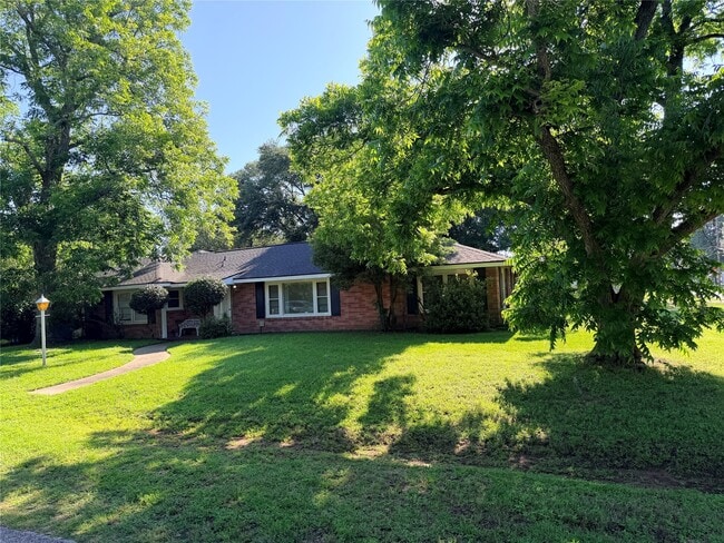 property at 1506 Smith St