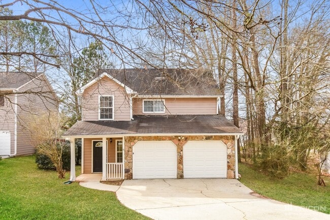 property at 2901 Pavia Cir