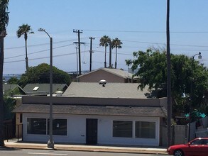 1015 S Coast Hwy in Oceanside, CA - Building Photo - Building Photo