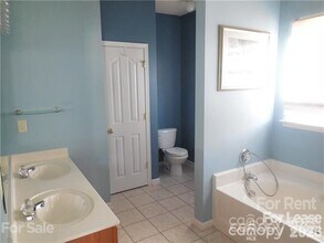 2925 Brahman Meadows Ln in Charlotte, NC - Building Photo - Building Photo