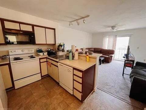 property at 1440 Seneca Dr