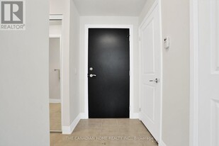 85 Attmar Dr in Brampton, ON - Building Photo