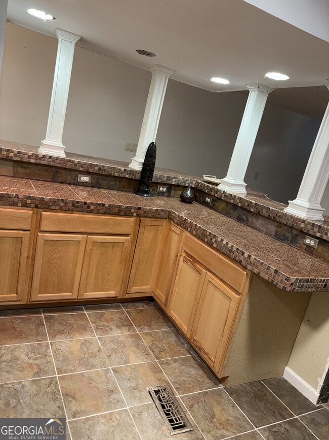 2577 Terrace Trail in Decatur, GA - Building Photo - Building Photo